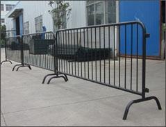 crowd control barriers rental